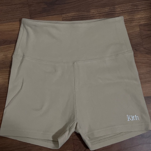 Kith Pants - Kith Cream Shorts